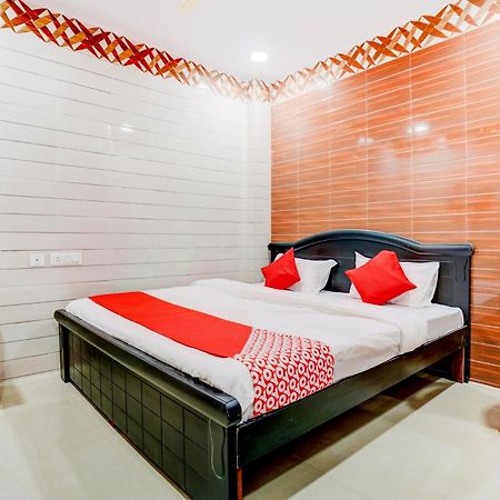 Hotel O Aroma Classic Near Nampally Main Railway Station ハイデラバード エクステリア 写真